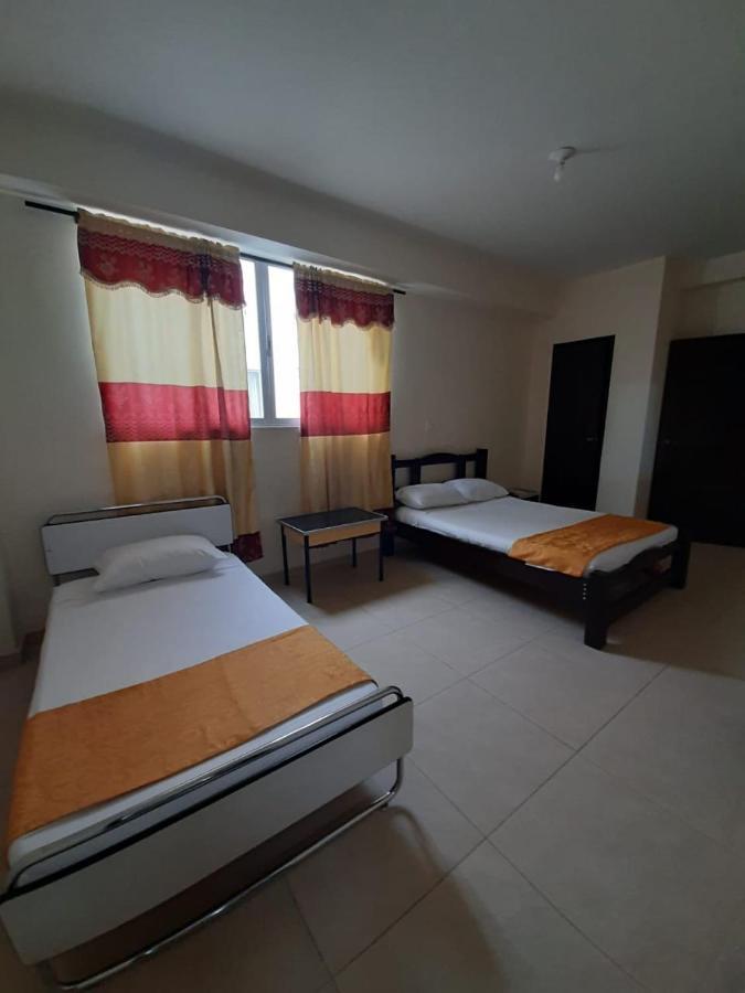 Hotel Cataluna Pereira Esterno foto